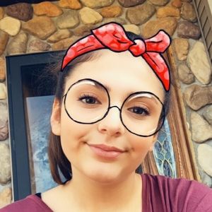 Meet your Posher, Jenna